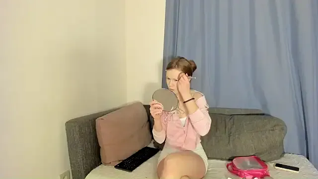 KarieBowery on StripChat