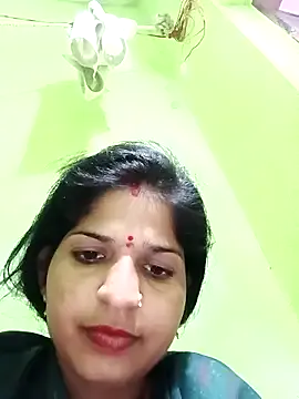 Karishma_cute on StripChat