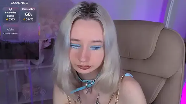 Katia_Kim on StripChat