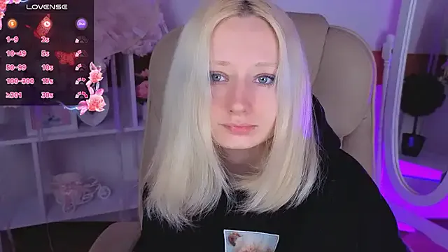 Katia_Kim — cream on boobs