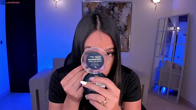 KatieStonne on StripChat