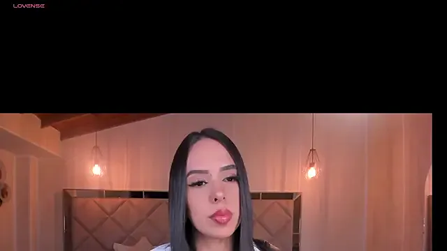 KatieStonne on StripChat