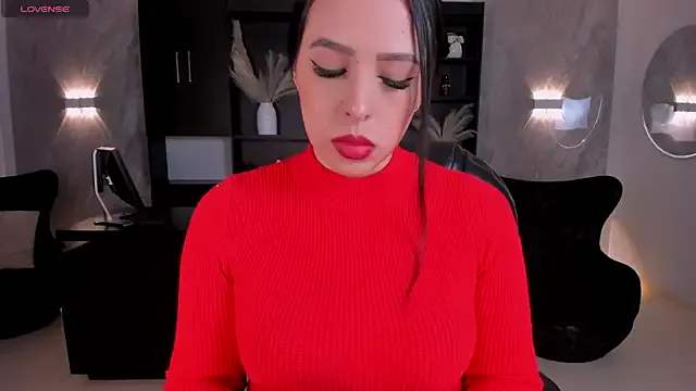 KatieStonne on StripChat