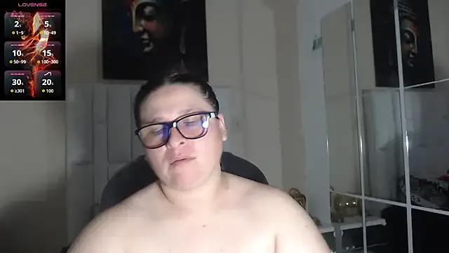 Freechat katty_femdom on StripChat