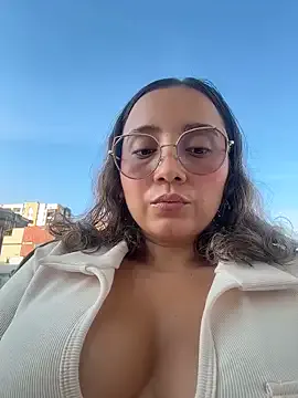 Kay_LustyWife on StripChat