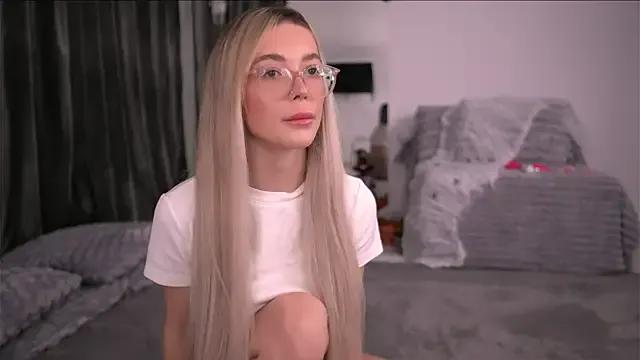 StripChat KylieJoyce is Freechat KylieJoyce — make my pussy really creamy