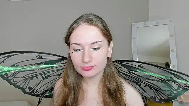 L1ittle_kitty_ on StripChat