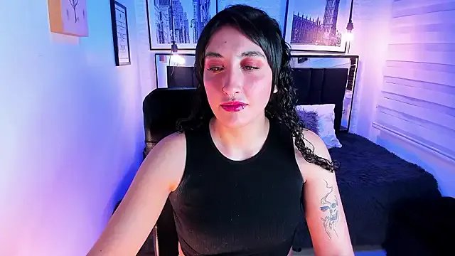 ladyraing model from sc