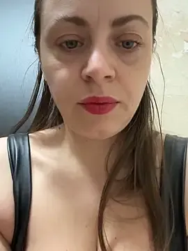 ladywithbigass on StripChat