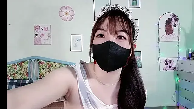 Lanian-99 on StripChat