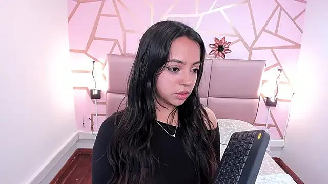 Lara_Rouss_ — kiss on camera + soft touch on breasts