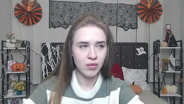 LauraHlot on StripChat