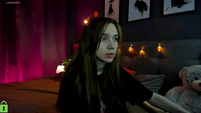 Lesi_Moonie01 on StripChat