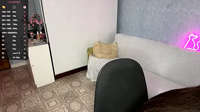 Lia_rise on StripChat