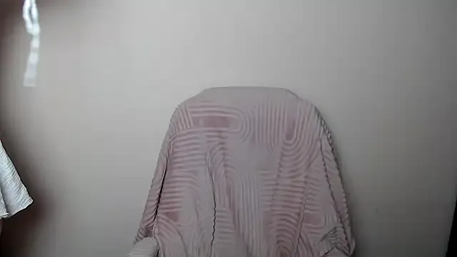 LiaSeass_ — Make me cum