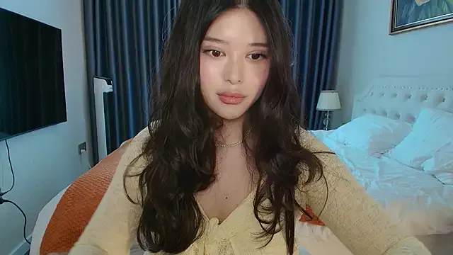 linbaelin on StripChat