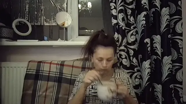 LindaStarS on StripChat