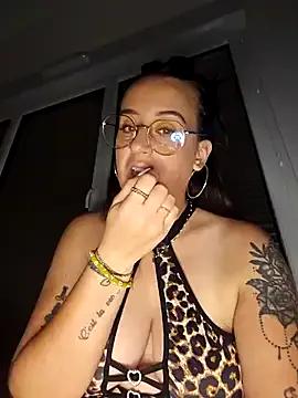 Freechat Lindsay_00off on StripChat