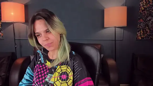 LiraBelle on StripChat