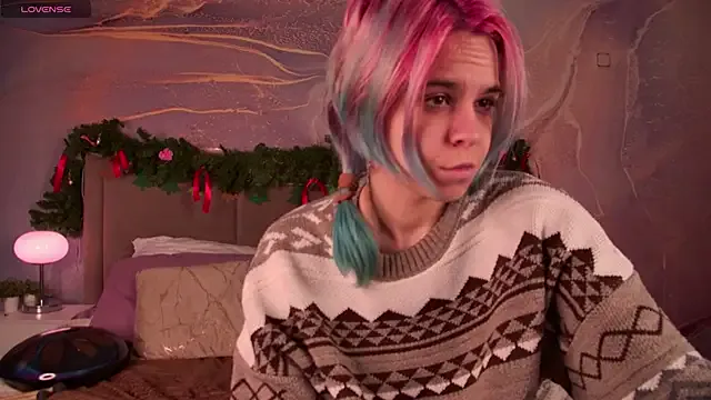 LiraBelle on StripChat