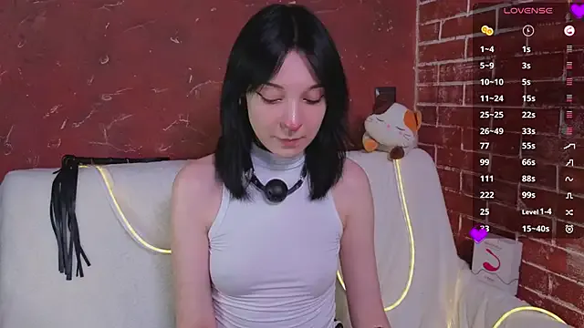 LisaBunnyy — Hello I'm back did you miss me?!