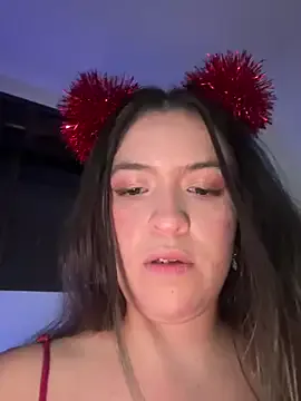 Little__Danni1 on StripChat