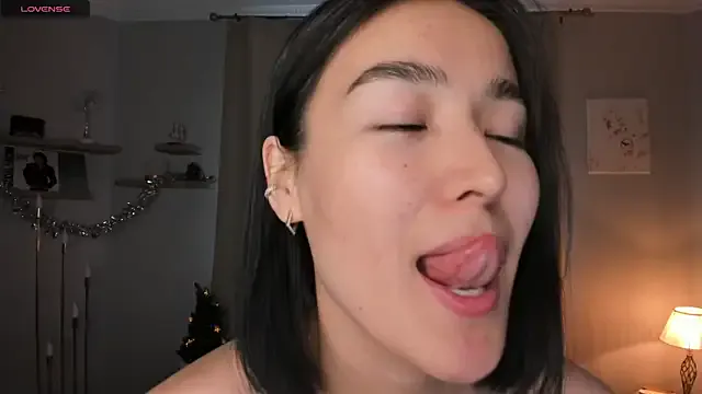 Lova_Rane on StripChat