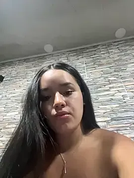 Luciaparker03 on StripChat