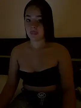 Luciaparker03 on StripChat