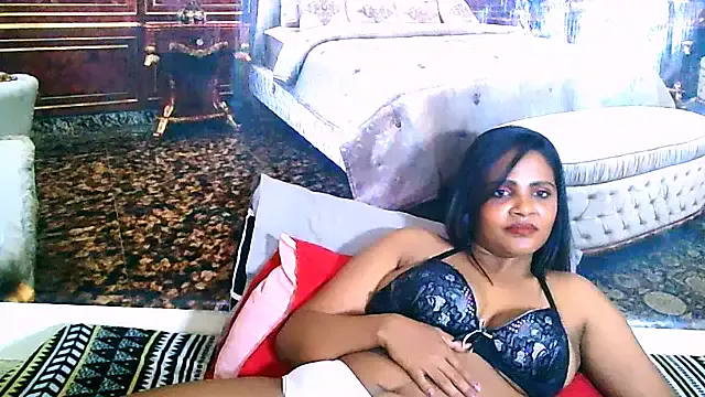 Luciousindian69 on StripChat