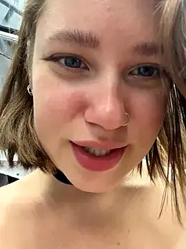 Freechat lucy-joy on StripChat