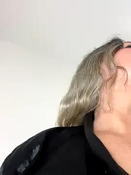 Freechat Lucy_Milf_474 on StripChat