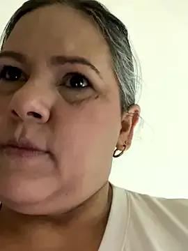 Freechat Lucy_Milf_474 on StripChat