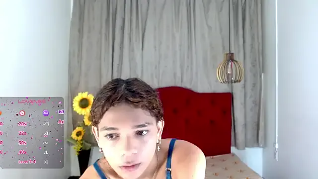 luisa__torres on StripChat