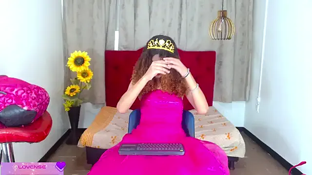 luisa__torres on StripChat