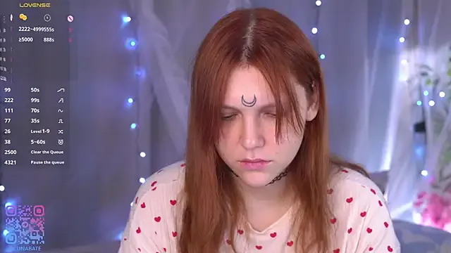 Lunabate on StripChat