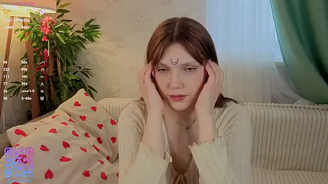 Lunabate on StripChat