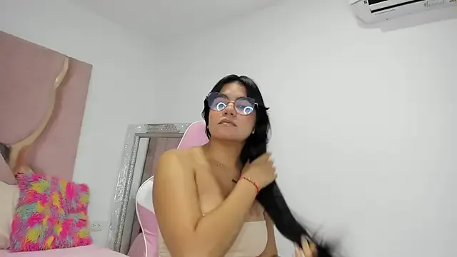 LunaScarleht — Dance Naked 