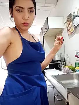 Freechat LunaSub69_ on StripChat