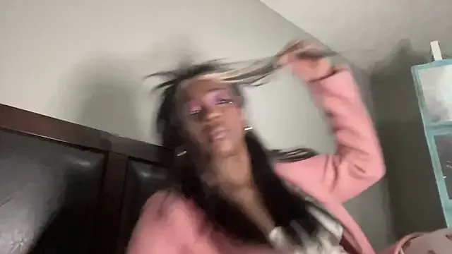 MadameMuse on StripChat