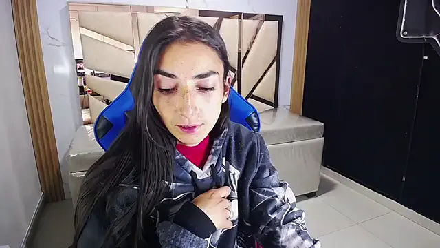 Maily_a_ on StripChat