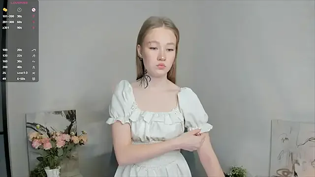 MaireLanda — lick sexy lips