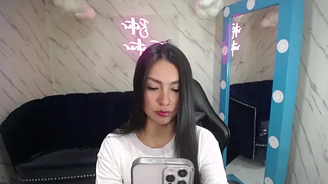 Maleja_v_ on StripChat