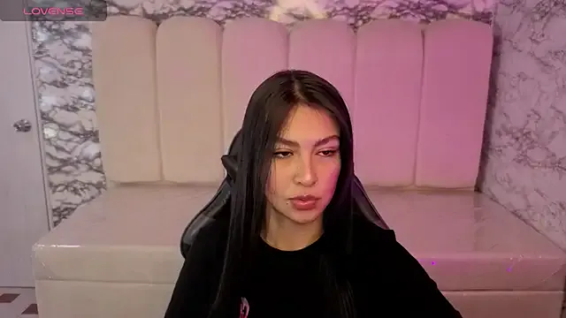 Maleja_v_ on StripChat