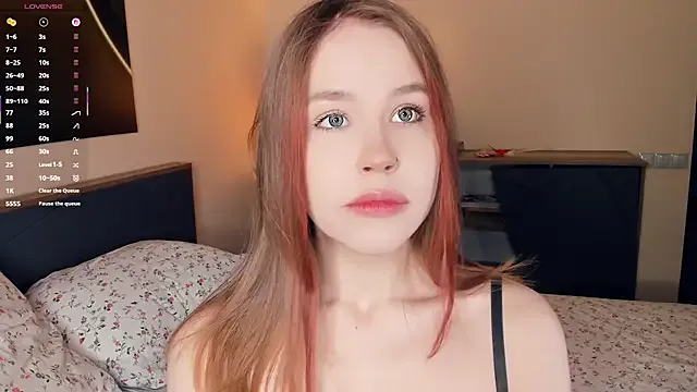 MaliaBourraine on StripChat