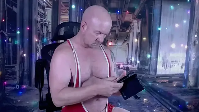 ManlyPrisonGuy on StripChat