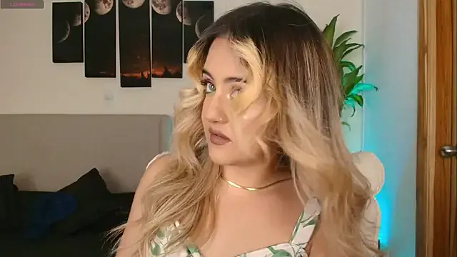 MaryMoon_ on StripChat