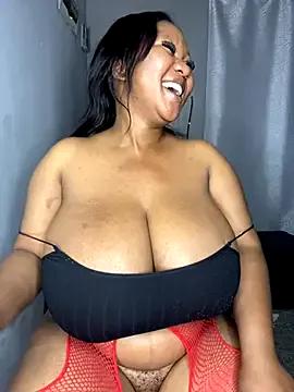 MayaPassion on StripChat 