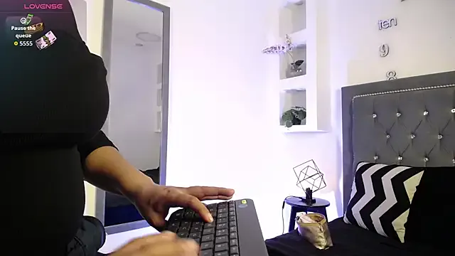 MelissaRhodes on StripChat