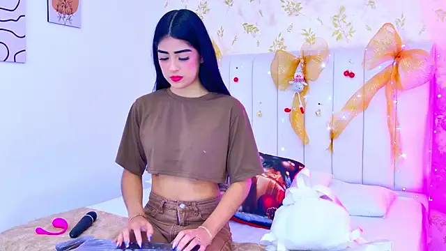 Mia-Monroe on StripChat